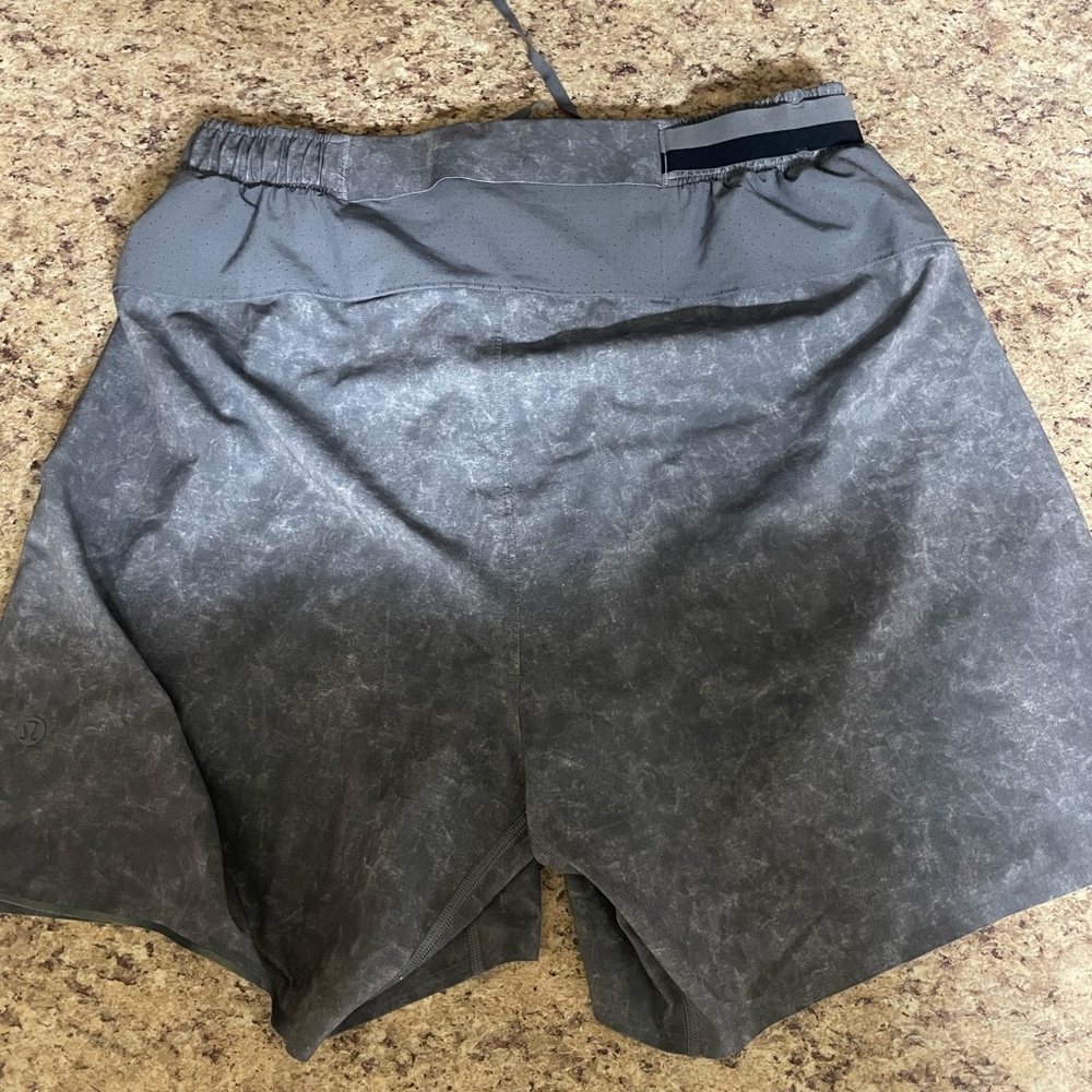 BRAND NEW GUY LULU shorts. Ordered M but they fit like a SMALL.